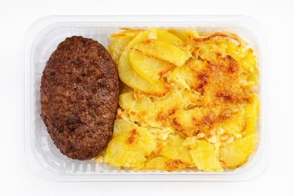 Зраза рубленая с яйцом и картофелем запечённым