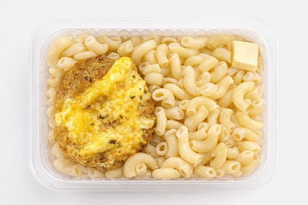 Котлета куриная «Гнездо» с макаронами отварными