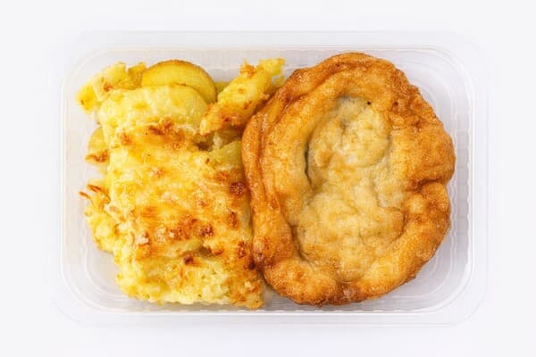 Отбивная куриная в кляре с картофелем запечённым