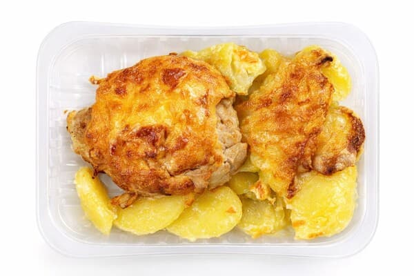 Отбивная куриная «Особенная» с картофелем запечённым