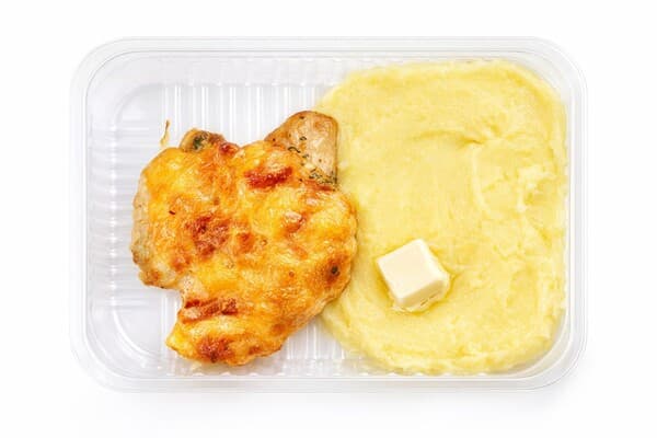 Отбивная куриная «Особенная» с картофельным пюре